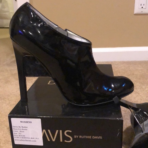 SALE! Ruthie Davis Bootie - Picture 2 of 7